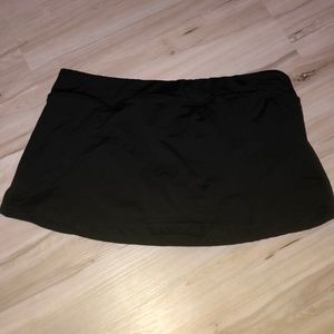 Garnet Hill Black Swim Skirt- size 8- Women's